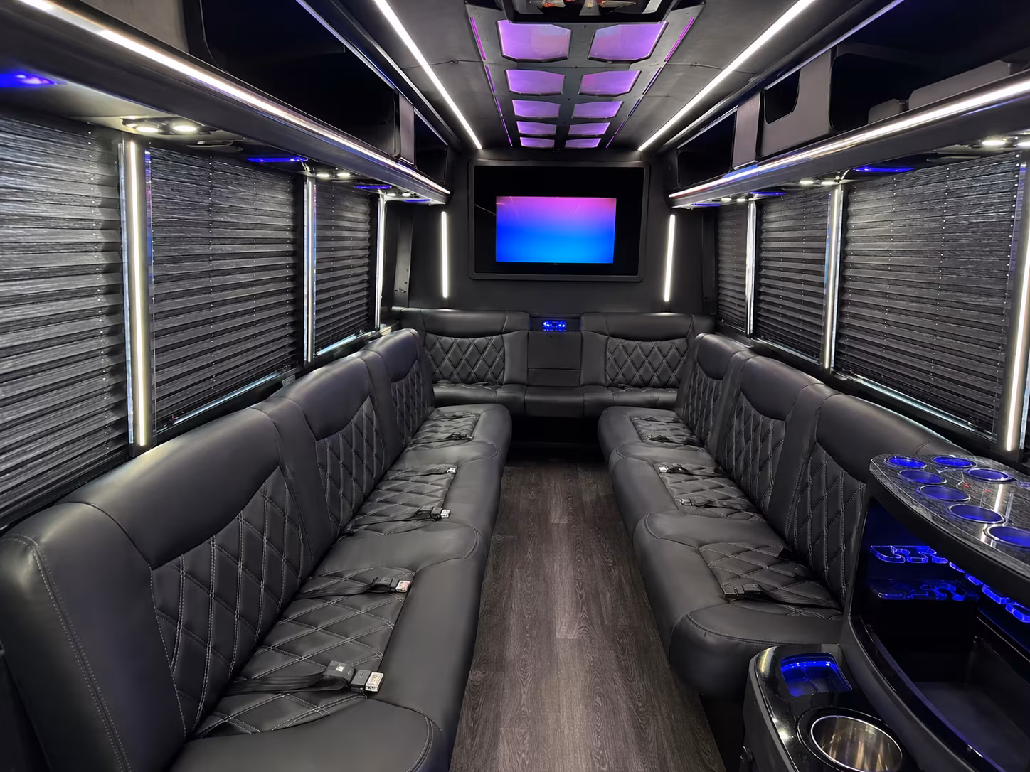 Jacksonville Winery Tour & Pub Crawl Transportation onboard seating