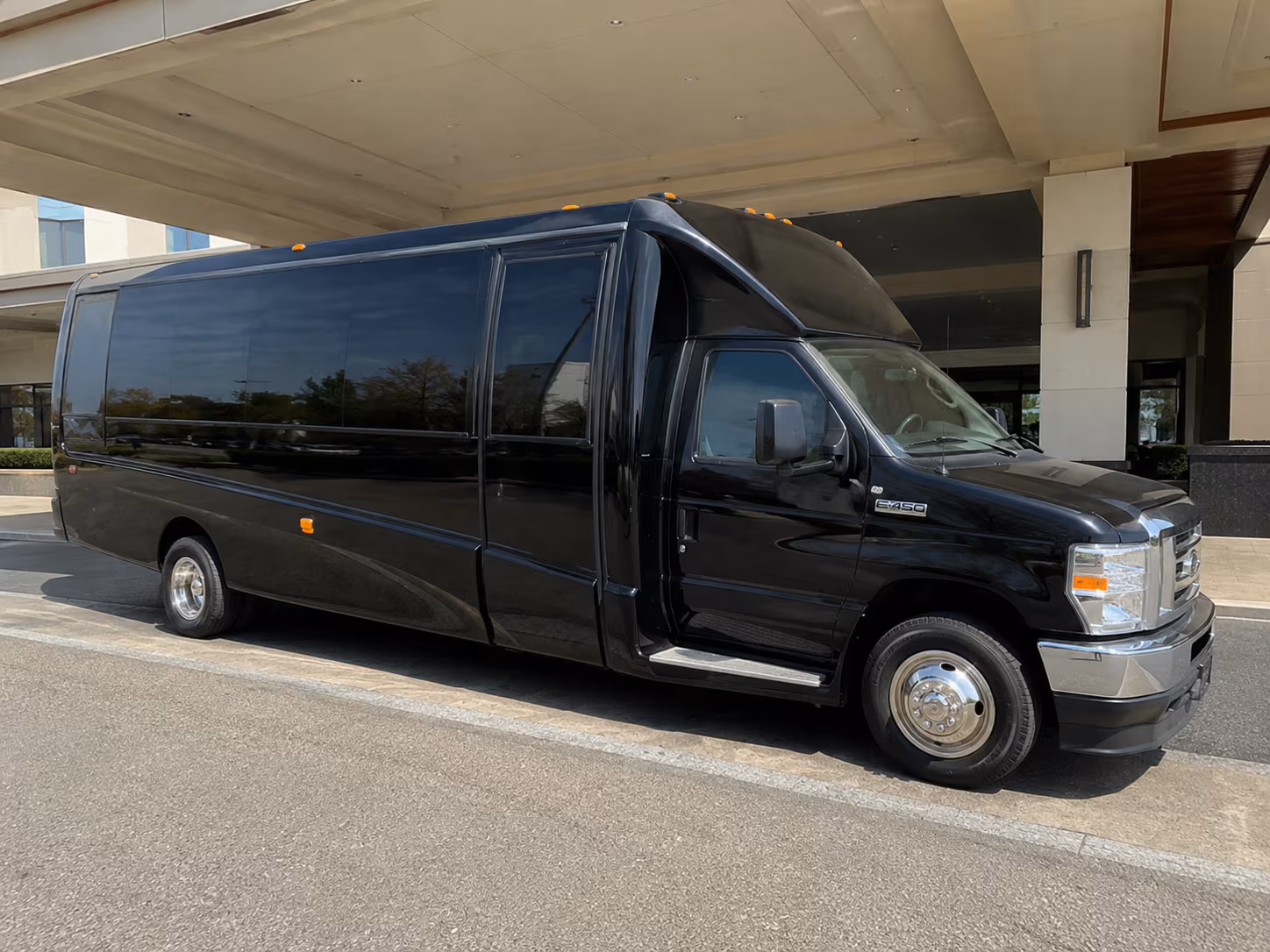 Ocala Birthday, Sweet 16, & Quinceañera Party Bus Rentals